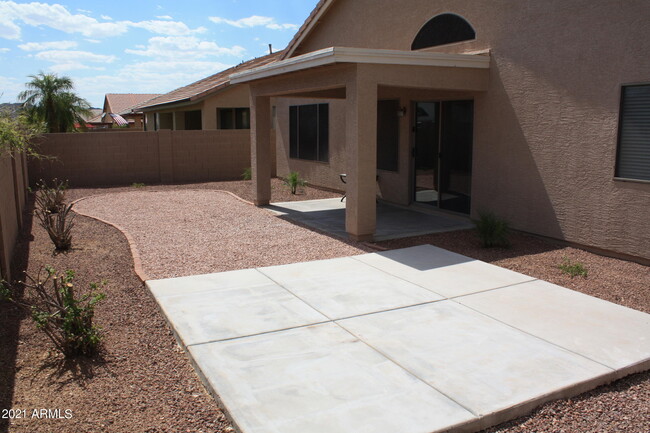 Building Photo - 6757 W Avenida Del Rey