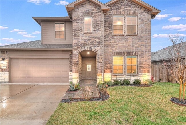 Building Photo - 7938 Fort Griffen Dr
