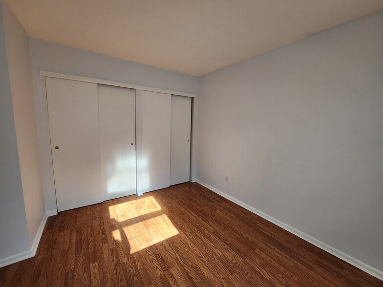 2nd Bedroom - 3502 Woodhaven Rd