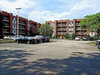 Building Photo - 4975 Washington St