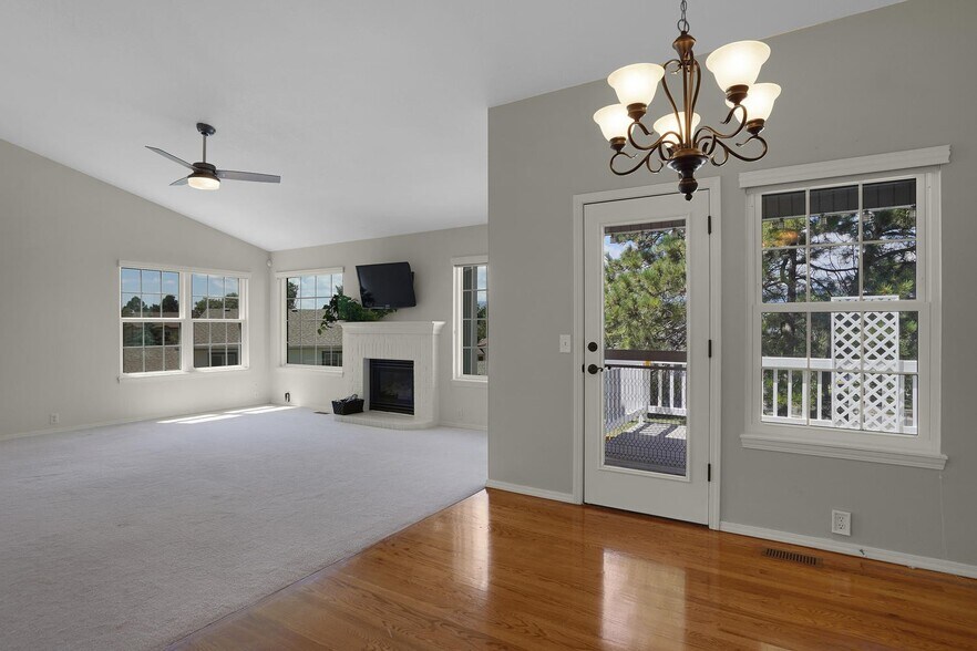 Building Photo - 2310 Elite Terrace