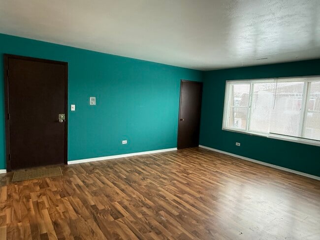 Building Photo - 1020 9th St