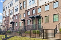 Building Photo - 201 New St