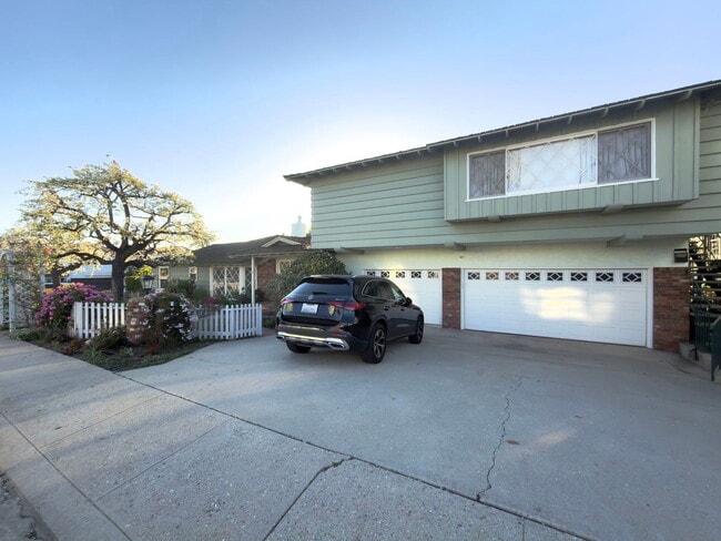 Building Photo - 2603 Phelan Ln