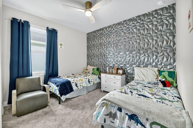 Building Photo - New Fully Furnished 4 bed, 2 bath home in newest Port St Lucie Subdivision