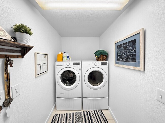 Building Photo - 75595 Dempsey Dr