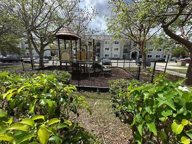 Building Photo - 15410 SW 284th St