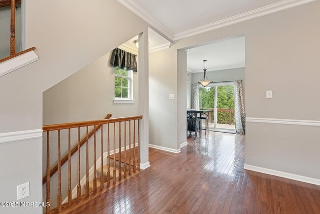 Building Photo - 102 Warbler Way