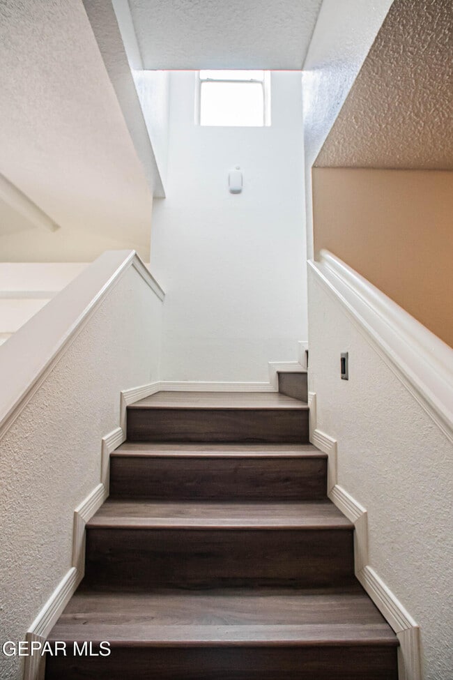 Building Photo - 7573 Le Conte Dr