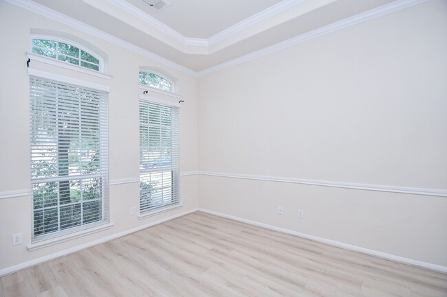 Building Photo - 11819 De Palma Ln