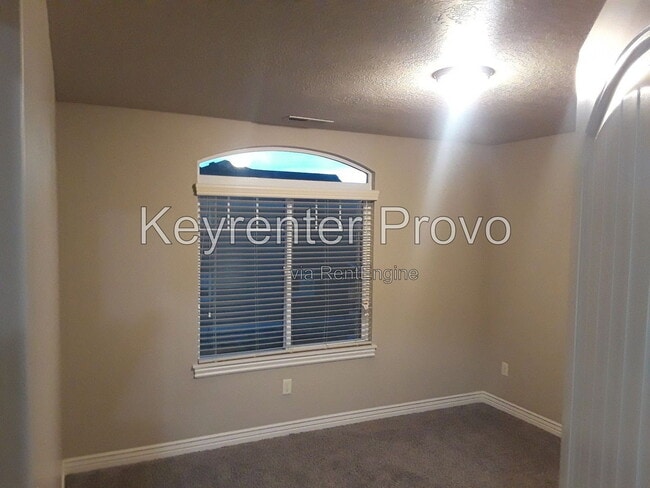 Building Photo - 735 S 1803 W