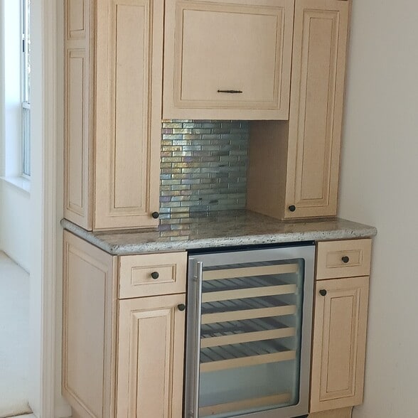 Building Photo - 7009 Wildrose Ter