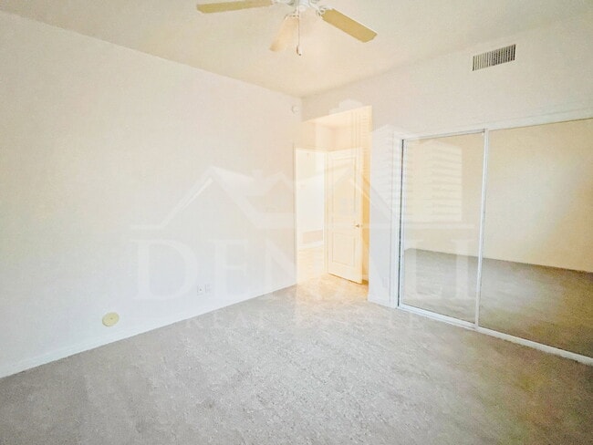 Building Photo - 16044 E Sunflower Dr