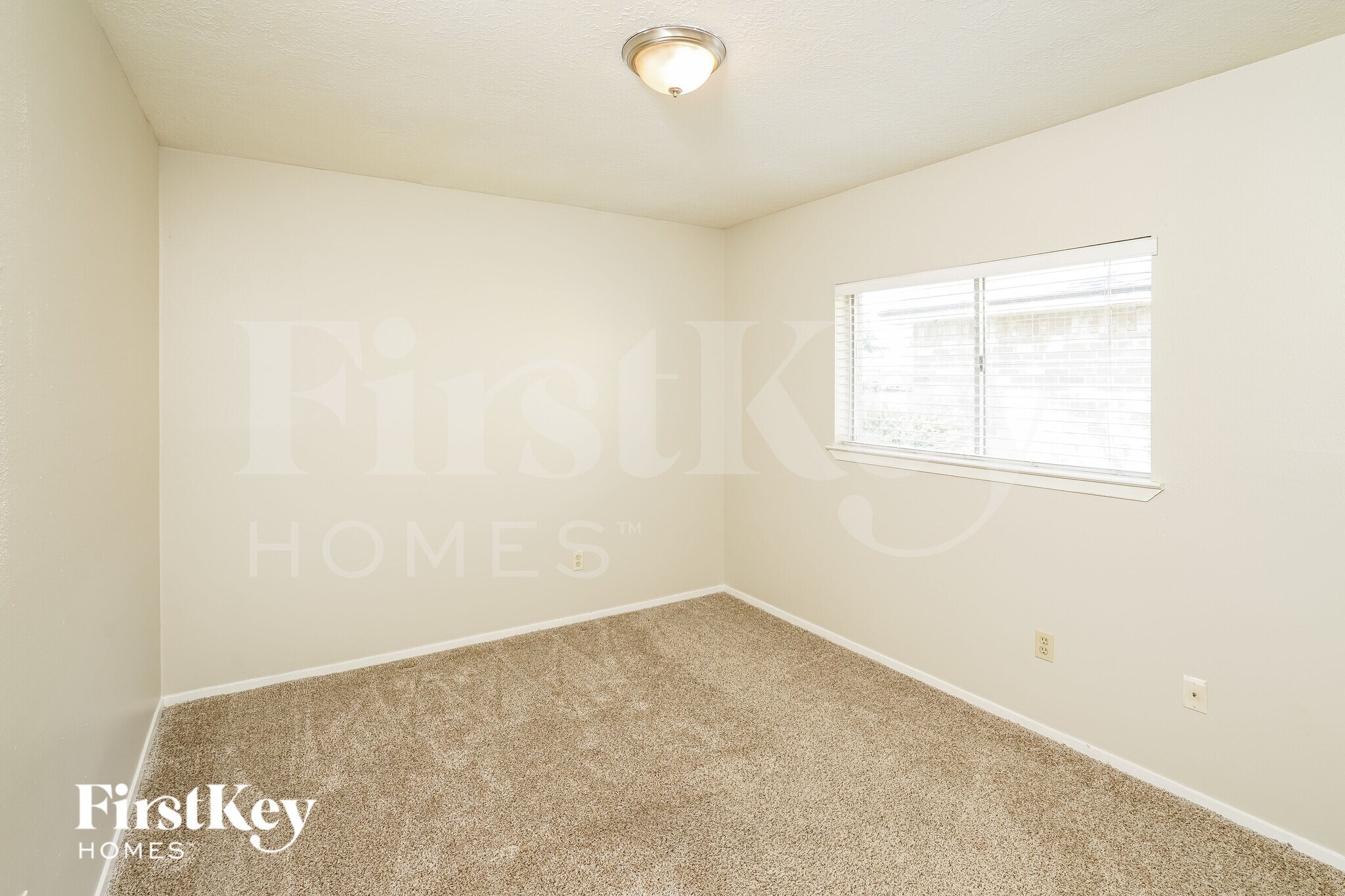 Building Photo - 26511 Cypresswood Dr