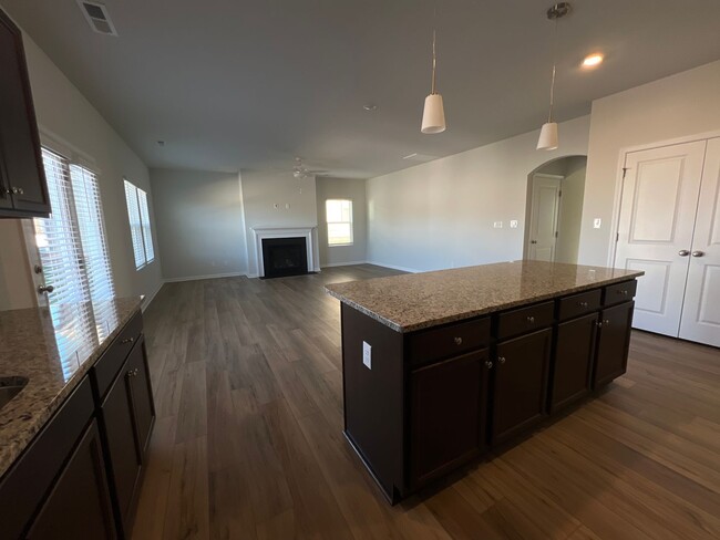 Building Photo - Brand New 4 Bedroom 2.5 Bath Home in Kerne...