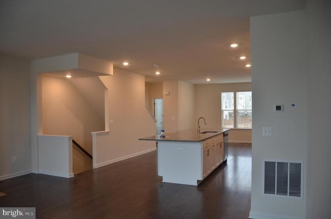 Building Photo - 5609 Tallyn Hunt Pl