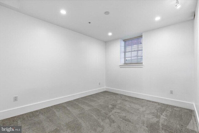 Building Photo - 2818 Connecticut Ave NW