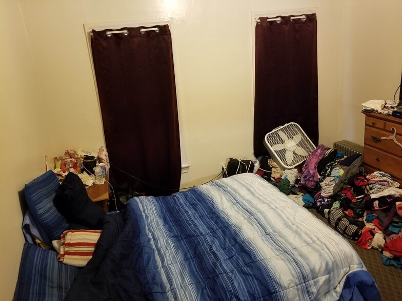 Building Photo - 982 Wayne Ave