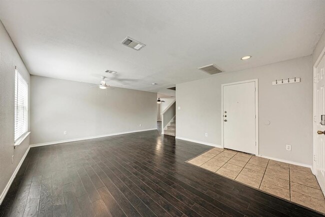 Building Photo - 1302 Casa Blanca Cove