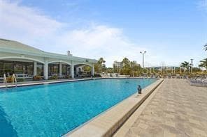 Building Photo - 2333 Feather Sound Dr