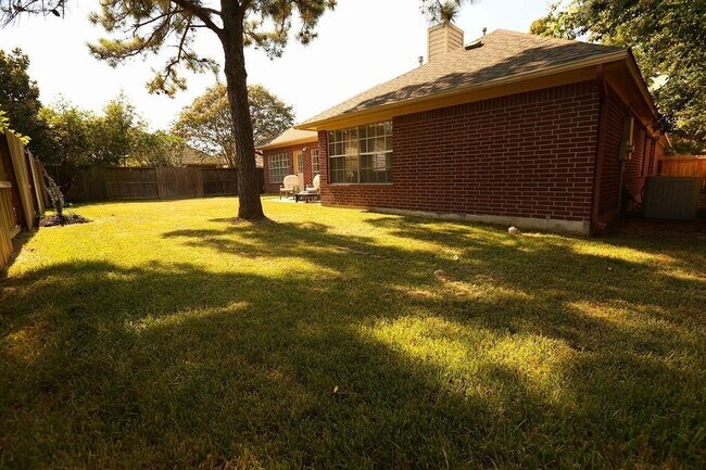 Building Photo - 17907 Stoney Glade Ct