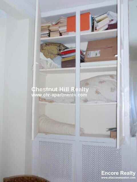 Building Photo - 1223 Beacon St