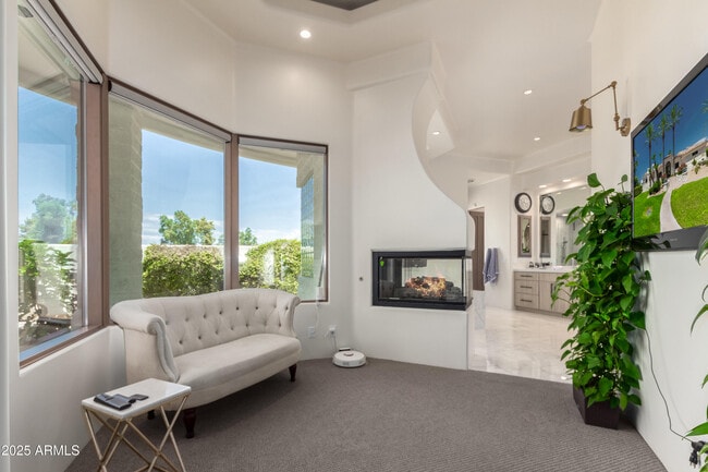 Building Photo - 6900 E Ironwood Dr