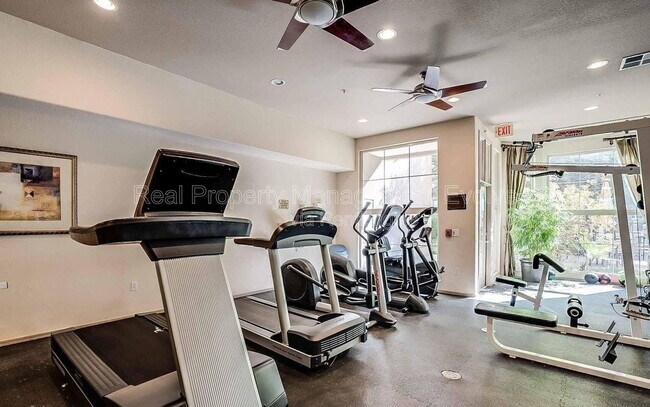 Building Photo - 425 W Rio Salado Pkwy