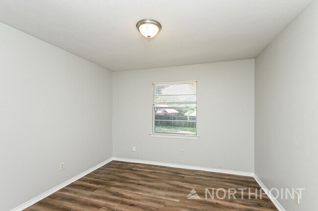 Building Photo - 3 BR/2BA | Newly Renovated Single Family Home | 1-Car Covered Parking | Gated backyard