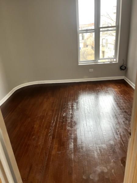 Building Photo - 6037 S Rhodes Ave