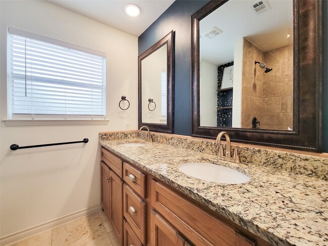 Building Photo - 3735 Hickory Knob Dr