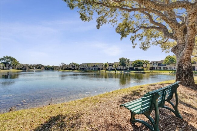 Building Photo - 1025 NW 105th Way