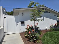 Building Photo - 15657 Simonds St