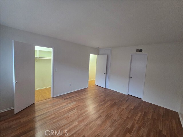Building Photo - 16572 Delton Cir