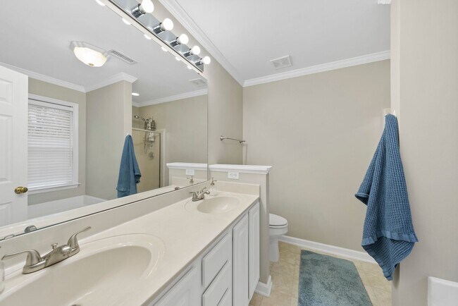 Building Photo - 9429 Shallcross Way