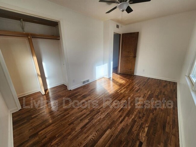 Building Photo - 501 S 38th St