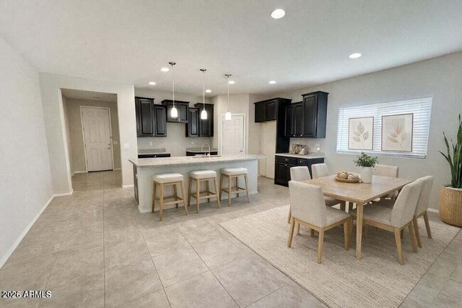 Building Photo - 25925 W Tonto Ln