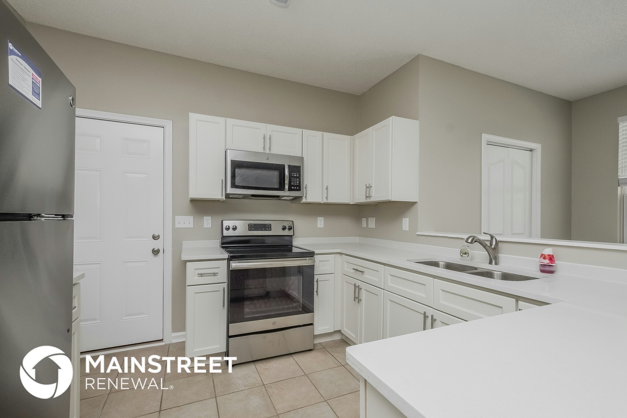 Building Photo - 15189 Tracy Beth Rd