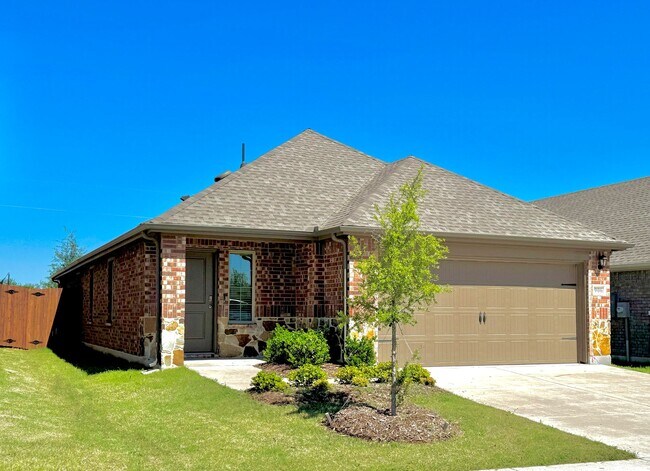 Primary Photo - 906 Ramble Rd