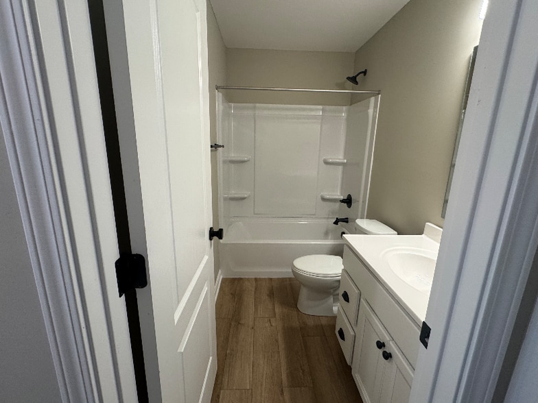 Building Photo - 508 Glenhaven Wy