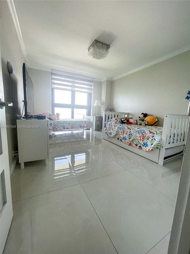 Building Photo - 4000 Towerside Terrace