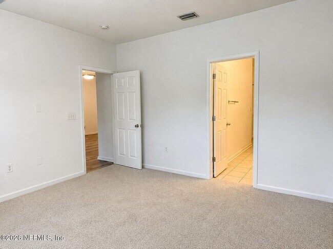 Building Photo - 5663 Greenland Rd