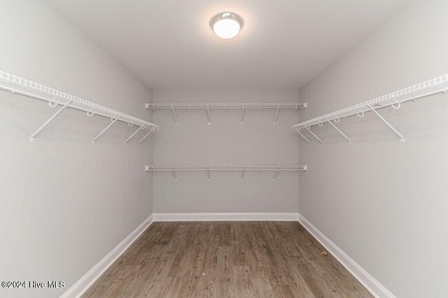 Building Photo - 533 Stadium Dr