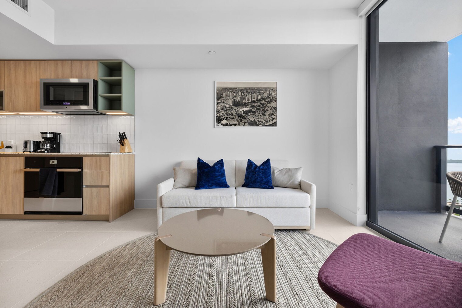 Building Photo - 159 NE 6th St