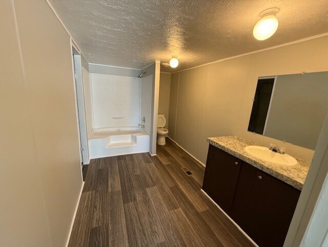 Building Photo - 120 Parma Ct