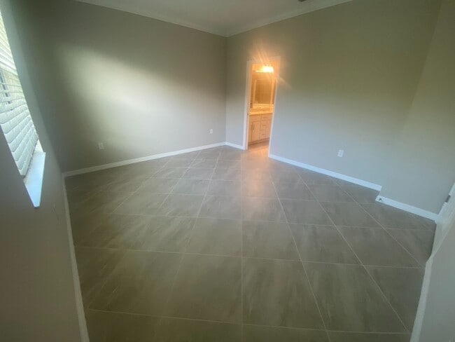 Building Photo - 15220 Cortona Wy