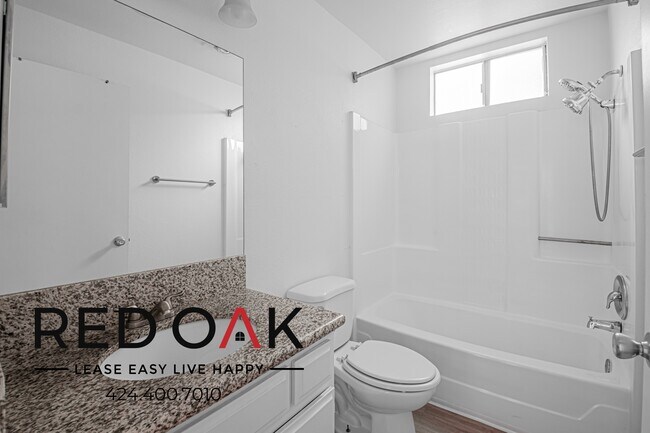 Building Photo - 11817 Victory Blvd