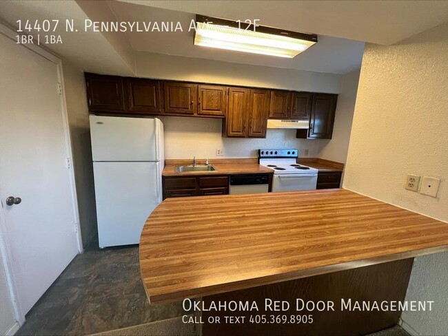 Building Photo - 14407 N Pennsylvania Ave