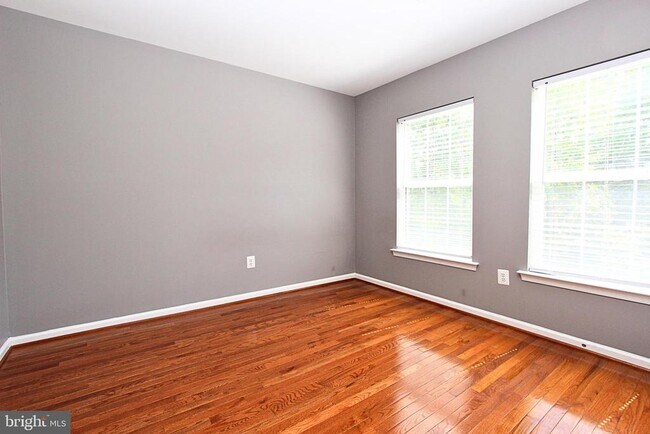 Building Photo - 7196 Dark Forest Dr