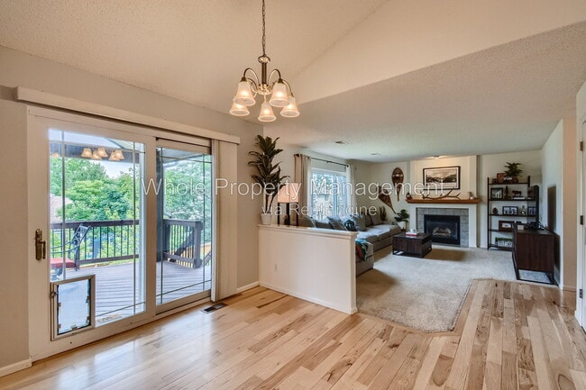 Building Photo - 9948 Deer Creek Ln